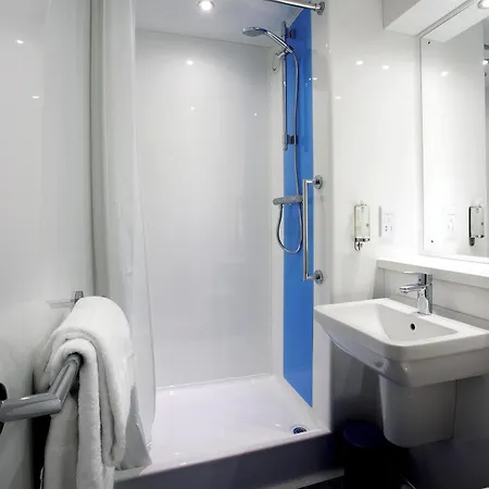 Hotel Travelodge Leeds Bradford Airport